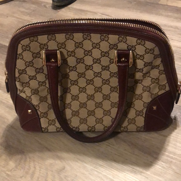 Gucci purse - Picture 1 of 5